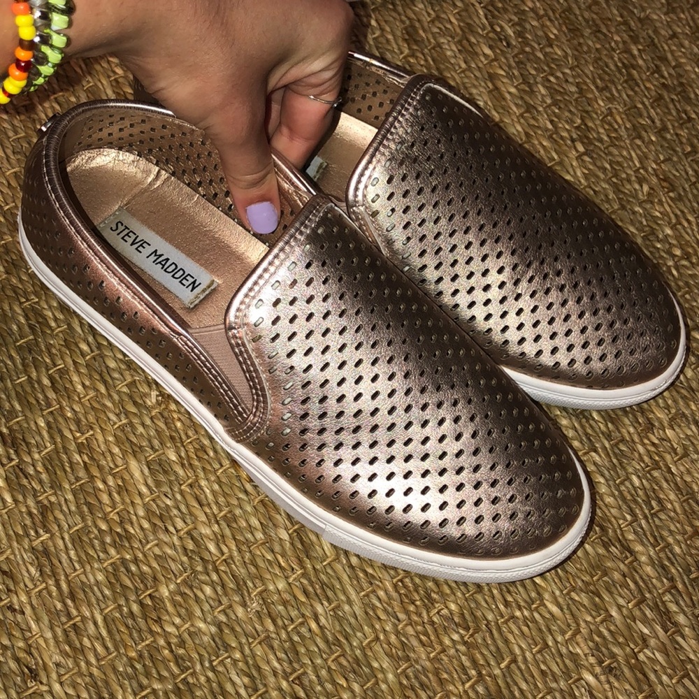 Steve Madden rose gold slip ones